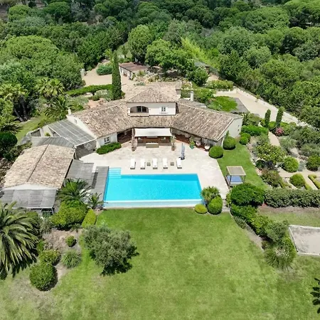 Luxury Mediterranean With Pool & Helipad Saint-Tropez