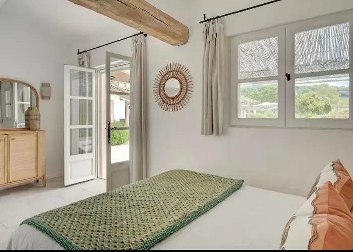 Luxury Mediterranean With Pool & Helipad Villa